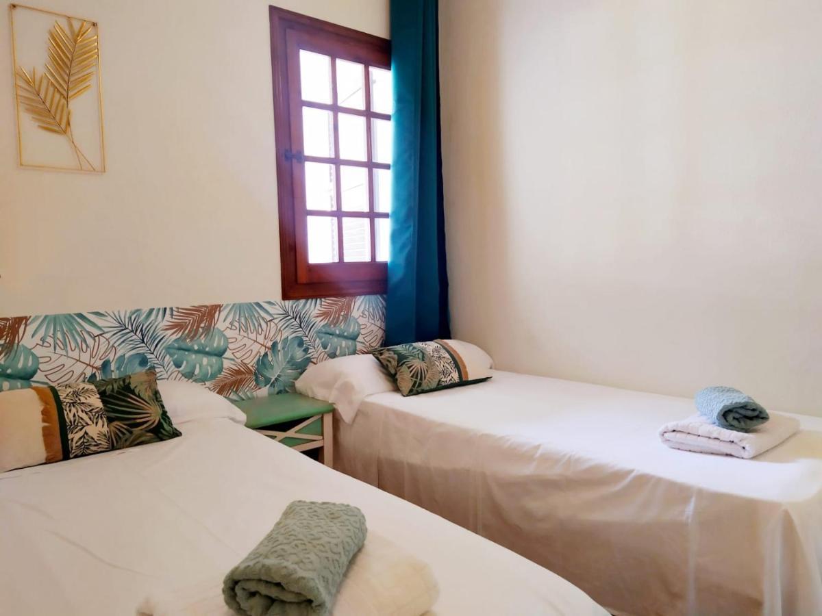 Cheap & Chic Apartamentos En Son Bou De 2 Dormitorios Eksteriør bilde